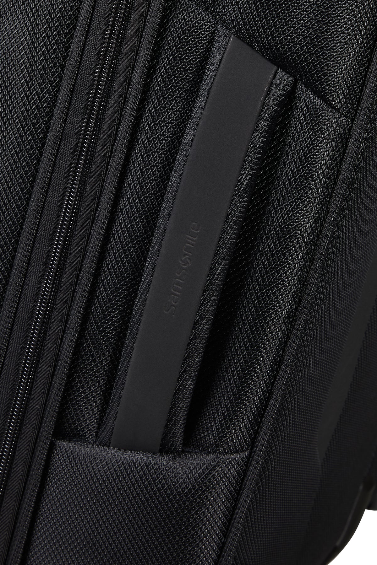Walizka kabinowa Samsonite Respark 55 cm powiększana na 4 kółkach 43/49 l — bok