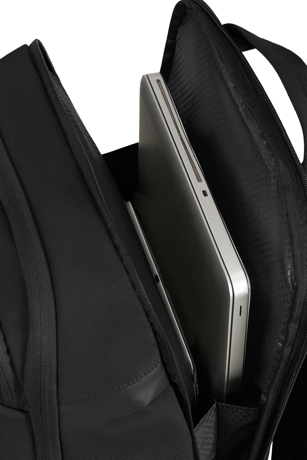 Plecak kabinowy Samsonite Moderny M czarny – detal